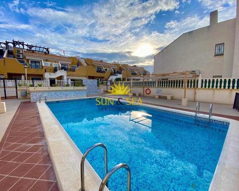 2 soveværelse Byhus til leje i Arenales del Sol med swimmingpool garage - € 750 (Ref: 6457702)