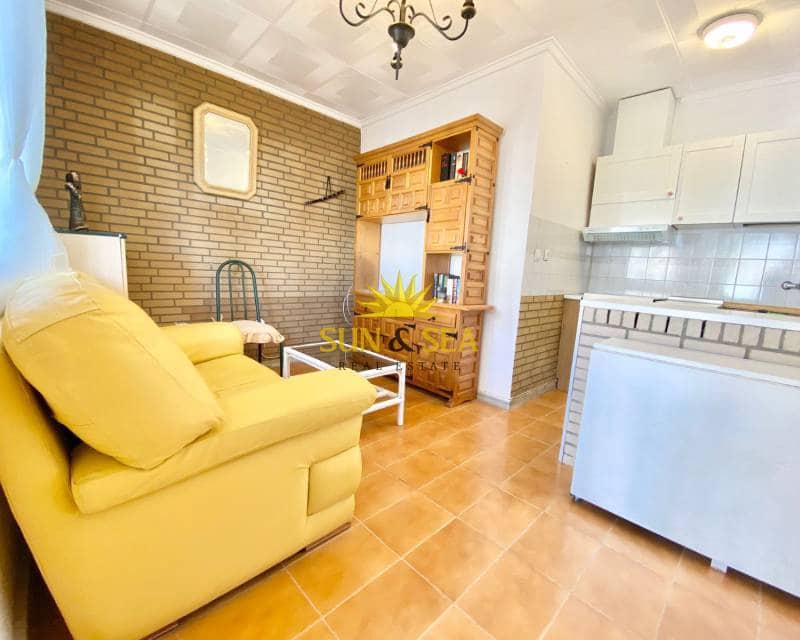 2 soveværelse Byhus til leje i San Fulgencio - € 650 (Ref: 6613684)