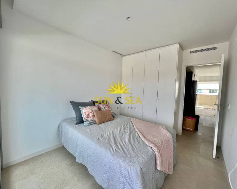 2 bedroom Townhouse for rent in Torrevieja with pool garage - € 1,500 (Ref: 6681020)