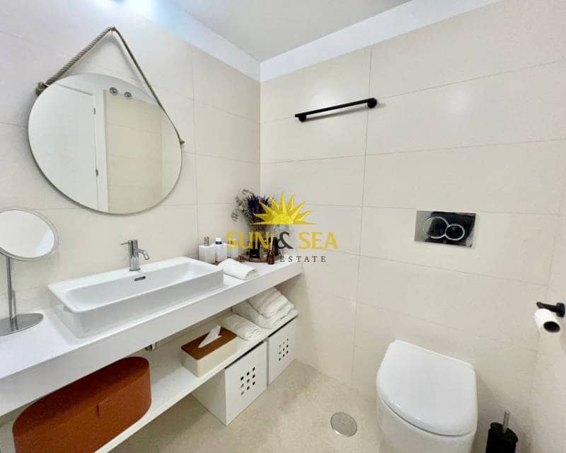 2 bedroom Townhouse for rent in Torrevieja with pool garage - € 1,500 (Ref: 6681020)