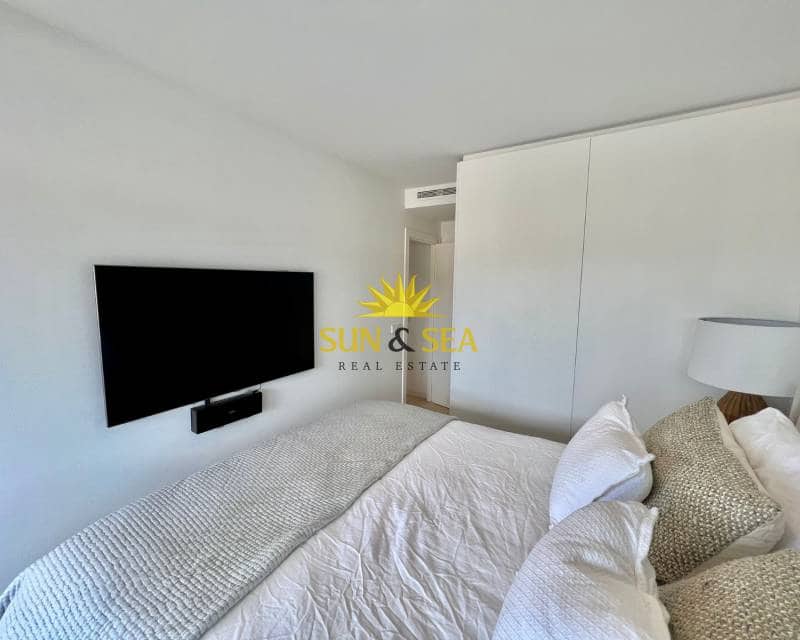 2 bedroom Townhouse for rent in Torrevieja with pool garage - € 1,500 (Ref: 6681020)