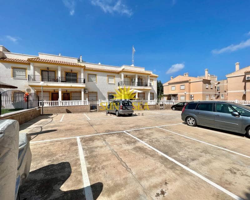2 bedroom Apartment for rent in Algorfa with pool garage - € 800 (Ref: 6786241)