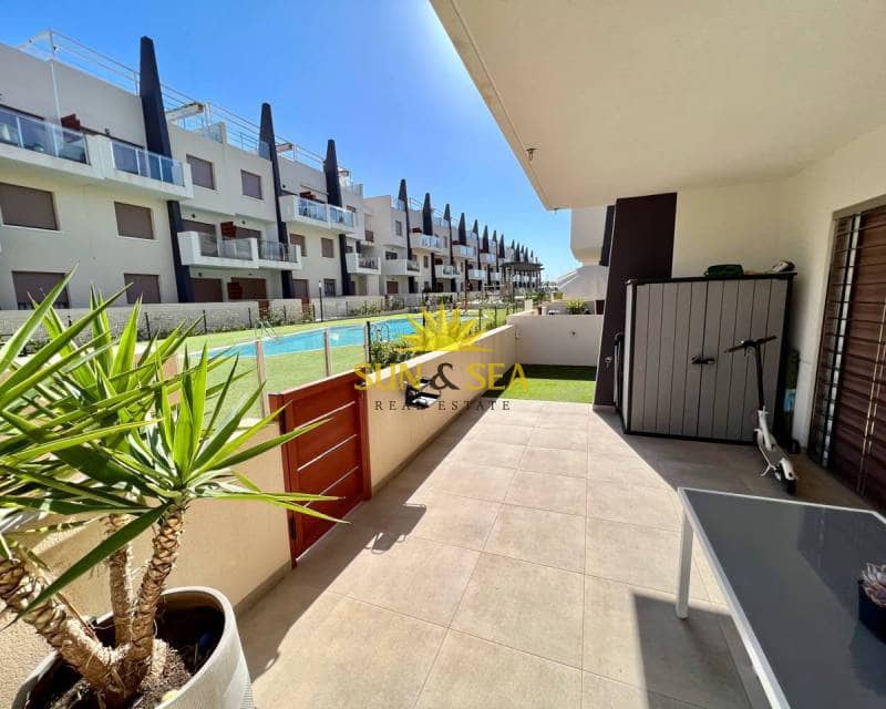 3 bedroom Townhouse for rent in Torre de la Horadada with pool garage - € 1,500 (Ref: 6882377)
