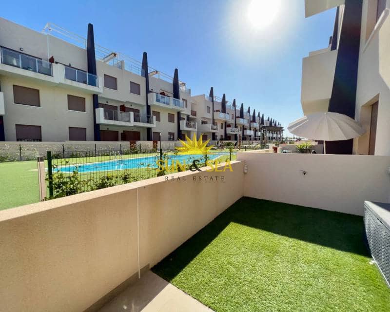 3 bedroom Townhouse for rent in Torre de la Horadada with pool garage - € 1,500 (Ref: 6882377)