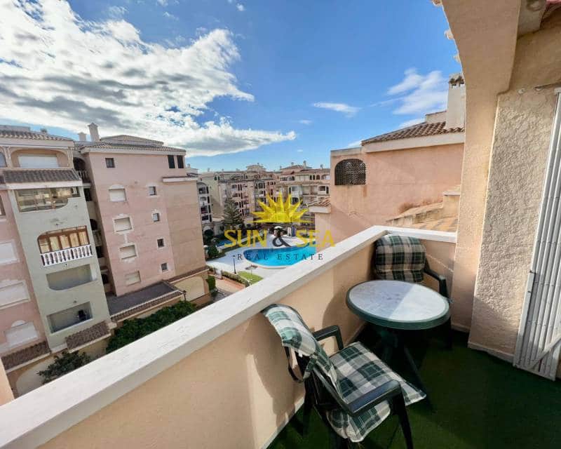 1 bedroom Penthouse for rent in Torrevieja - € 650 (Ref: 6926654)