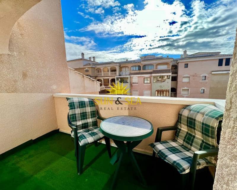 1 bedroom Penthouse for rent in Torrevieja - € 650 (Ref: 6926654)