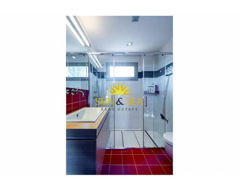 5 soveværelse Villa til leje i Torrevieja med swimmingpool garage - € 6.000 (Ref: 6926655)