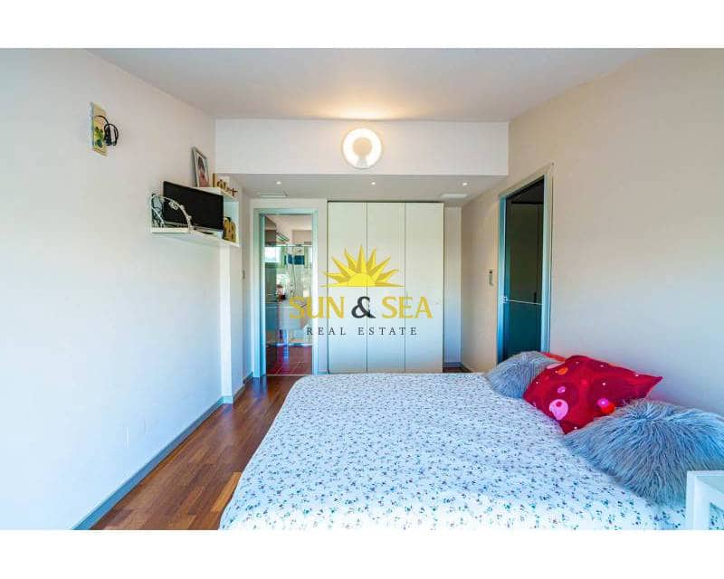 5 soveværelse Villa til leje i Torrevieja med swimmingpool garage - € 6.000 (Ref: 6926655)