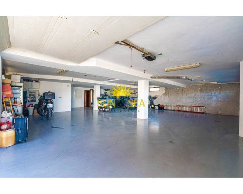 5 soveværelse Villa til leje i Torrevieja med swimmingpool garage - € 6.000 (Ref: 6926655)