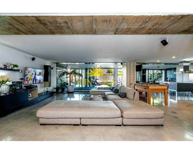 5 soveværelse Villa til leje i Torrevieja med swimmingpool garage - € 6.000 (Ref: 6926655)