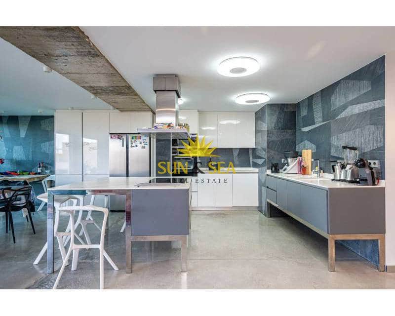 5 soveværelse Villa til leje i Torrevieja med swimmingpool garage - € 6.000 (Ref: 6926655)