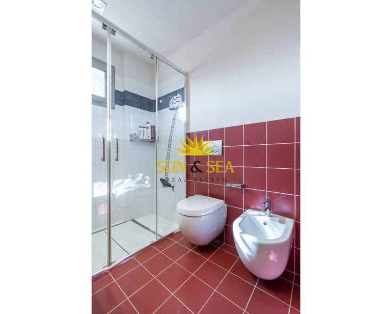 5 soveværelse Villa til leje i Torrevieja med swimmingpool garage - € 6.000 (Ref: 6926655)