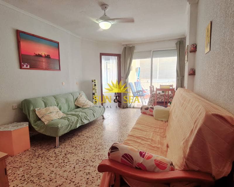 2 makuuhuone Huoneisto lomavuokrausta paikassa Torrevieja mukana uima-altaan - 550 € (Ref: 6955122)