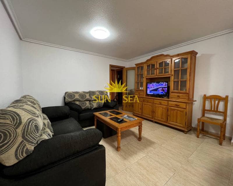 3 Zimmer Apartment zu vermieten in Torrevieja - 700 € (Ref: 6971849)