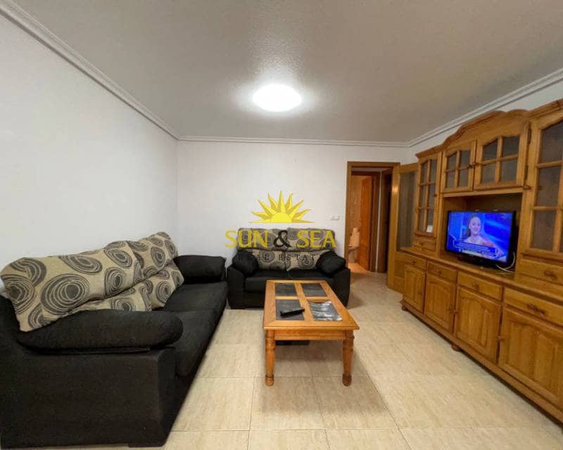 3 Zimmer Apartment zu vermieten in Torrevieja - 700 € (Ref: 6971849)