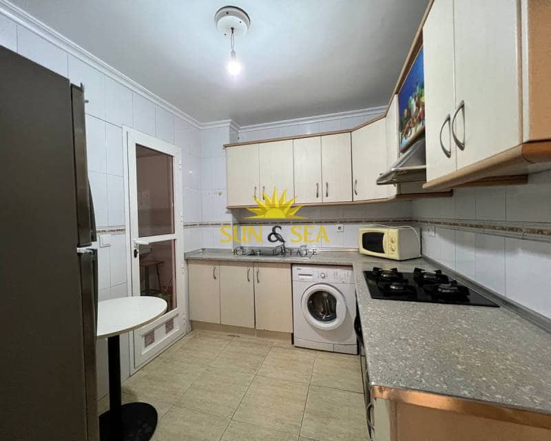 3 Zimmer Apartment zu vermieten in Torrevieja - 700 € (Ref: 6971849)