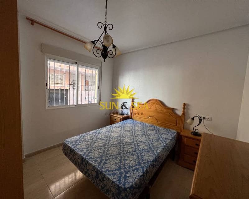 3 Zimmer Apartment zu vermieten in Torrevieja - 700 € (Ref: 6971849)