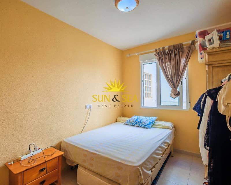 3 sypialnia Apartament do wynajęcia w Torrevieja z basenem - 1 300 € (Ref: 6989555)