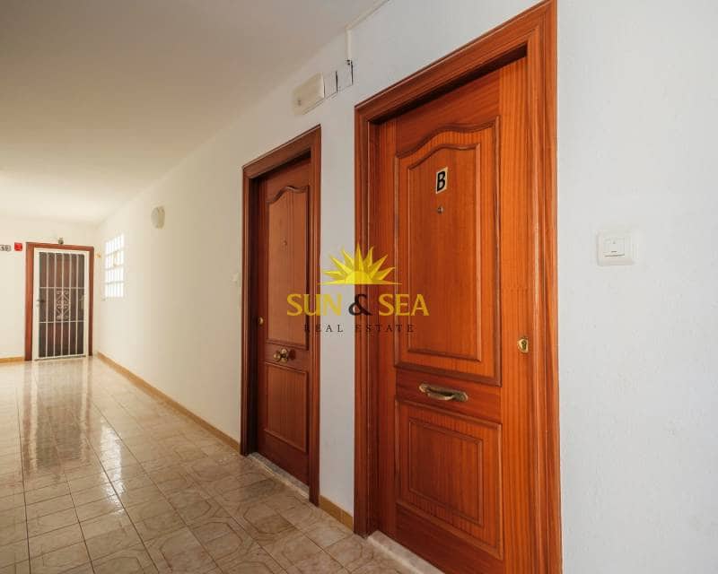 3 sypialnia Apartament do wynajęcia w Torrevieja z basenem - 1 300 € (Ref: 6989555)