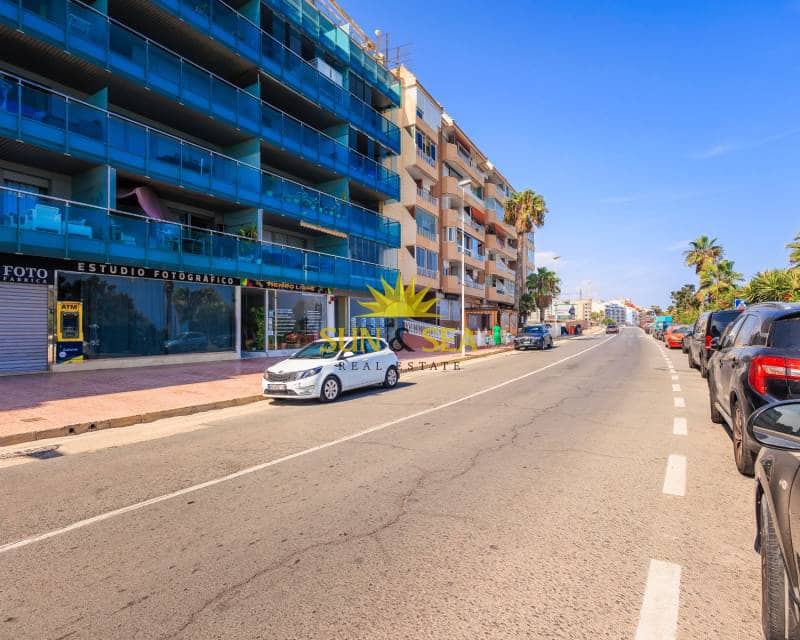 3 sypialnia Apartament do wynajęcia w Torrevieja z basenem - 1 300 € (Ref: 6989555)