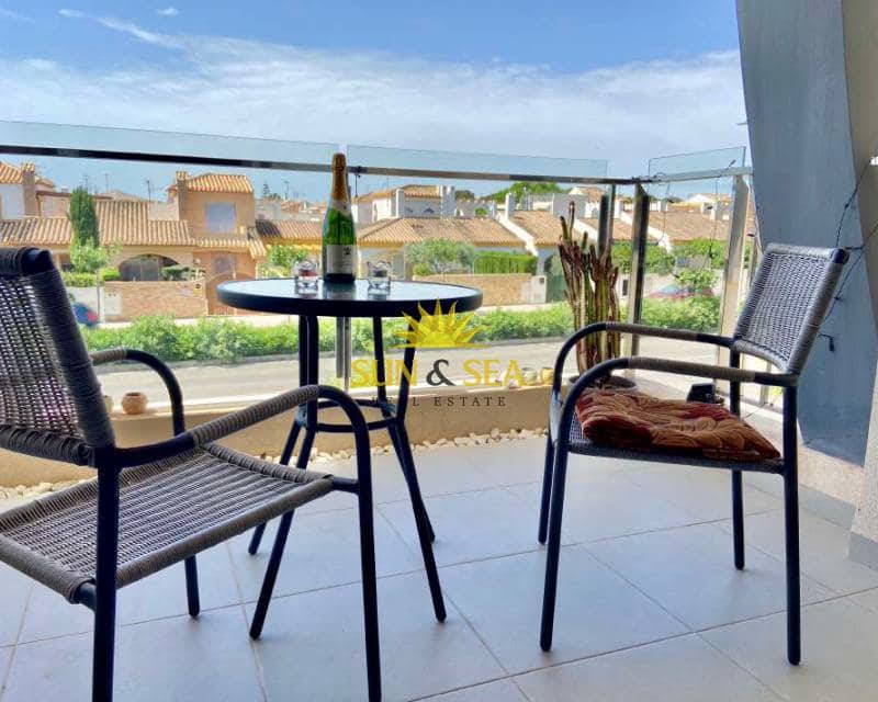 2 bedroom Apartment for rent in Torre de la Horadada with pool - € 950 (Ref: 7040373)