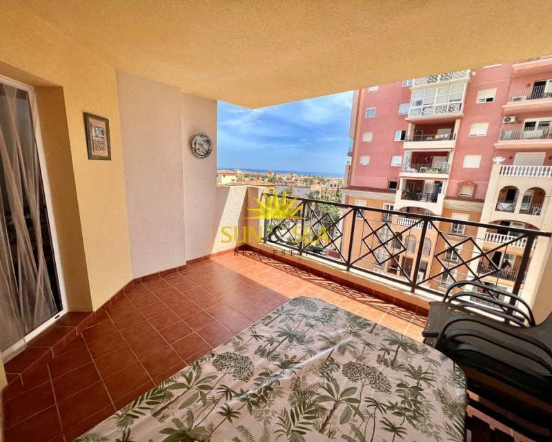 Apartamento de 3 habitaciones en Torrevieja en alquiler con piscina garaje - 1.100 € (Ref: 7052182)