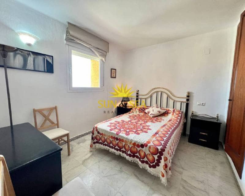 Apartamento de 3 habitaciones en Torrevieja en alquiler con piscina garaje - 1.100 € (Ref: 7052182)