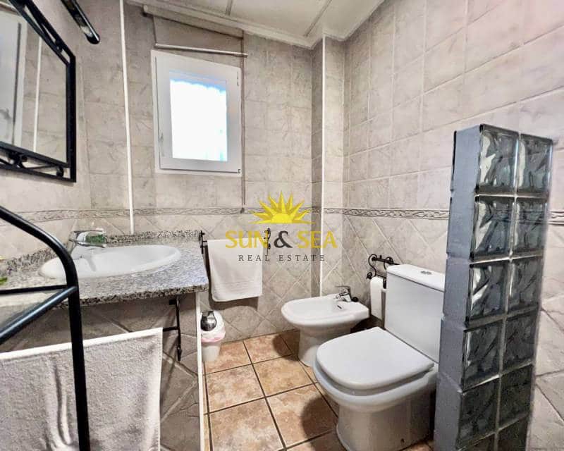 Villa/Maison de 6 chambres à louer à Torrevieja avec piscine - 1 900 € (Ref: 7052183)