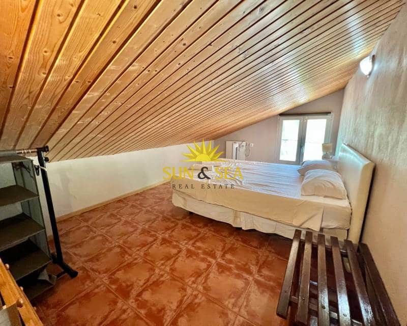 Villa/Maison de 6 chambres à louer à Torrevieja avec piscine - 1 900 € (Ref: 7052183)