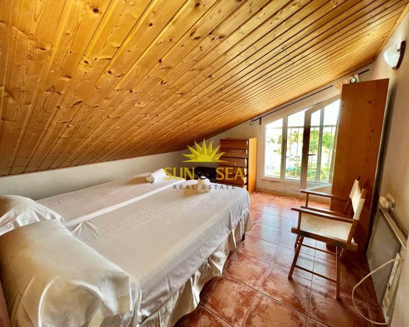 Villa/Maison de 6 chambres à louer à Torrevieja avec piscine - 1 900 € (Ref: 7052183)