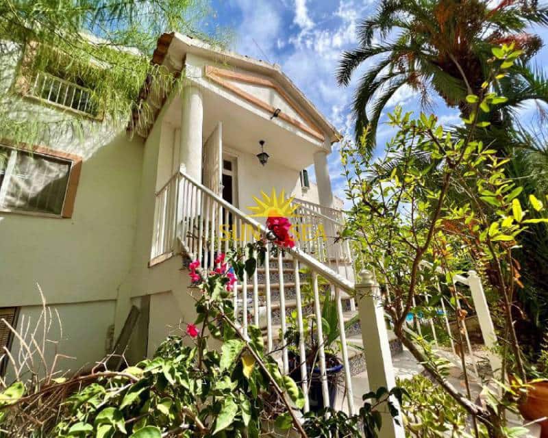 Villa/Maison de 6 chambres à louer à Torrevieja avec piscine - 1 900 € (Ref: 7052183)