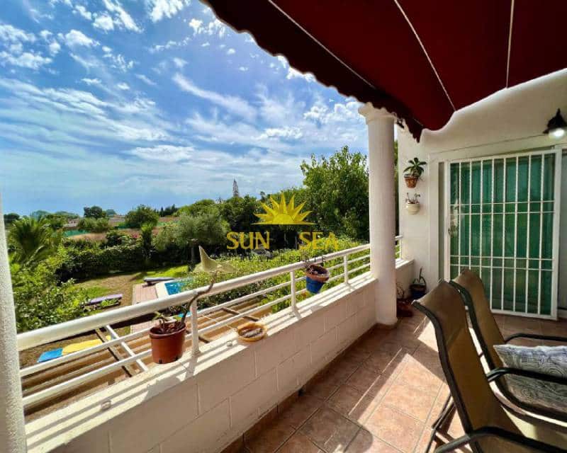 Villa/Maison de 6 chambres à louer à Torrevieja avec piscine - 1 900 € (Ref: 7052183)