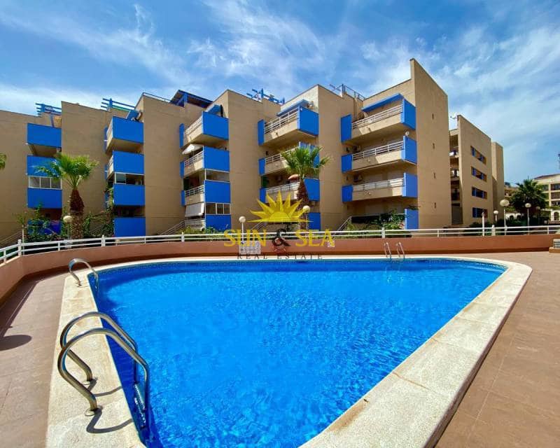 2 bedroom Apartment for rent in Dehesa de Campoamor with pool - € 850 (Ref: 7061678)