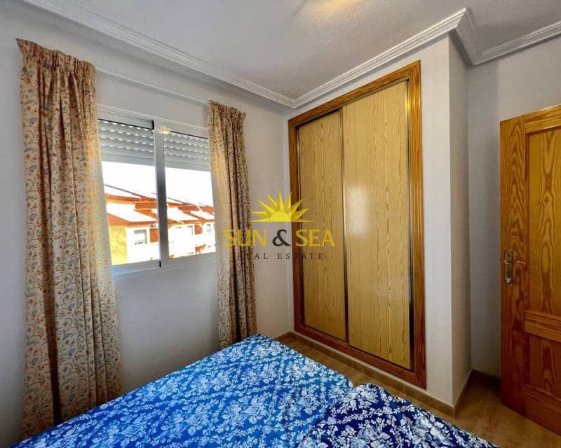 2 bedroom Apartment for rent in Dehesa de Campoamor with pool - € 850 (Ref: 7061678)