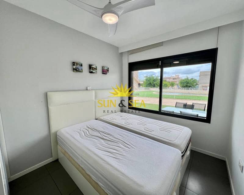 Maison de Ville de 2 chambres à louer à Torre de la Horadada avec piscine - 900 € (Ref: 7071444)