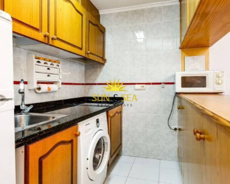 2 makuuhuone Huoneisto vuokrattavana paikassa Torrevieja mukana uima-altaan 
autotalli - 750 € (Ref: 7124797)