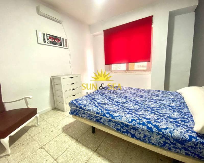 Apartamento de 3 habitaciones en Torrevieja en alquiler - 850 € (Ref: 7141069)