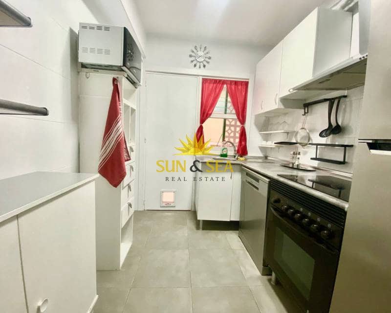 Apartamento de 3 habitaciones en Torrevieja en alquiler - 850 € (Ref: 7141069)