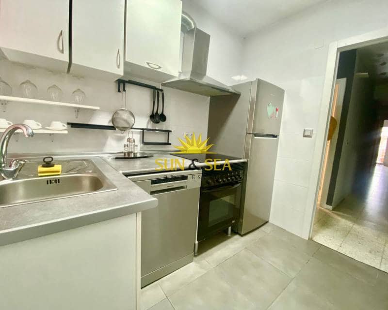 Apartamento de 3 habitaciones en Torrevieja en alquiler - 850 € (Ref: 7141069)