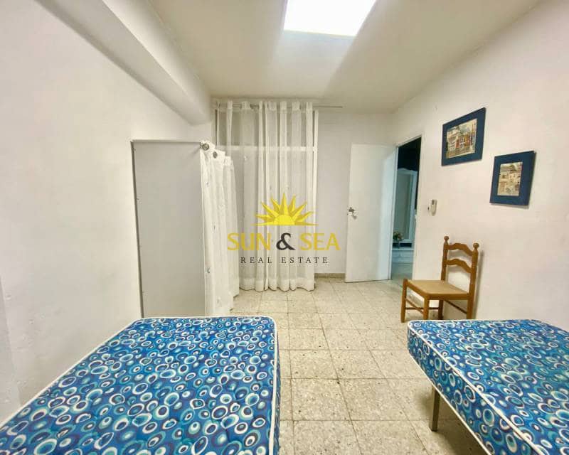 Apartamento de 3 habitaciones en Torrevieja en alquiler - 850 € (Ref: 7141069)