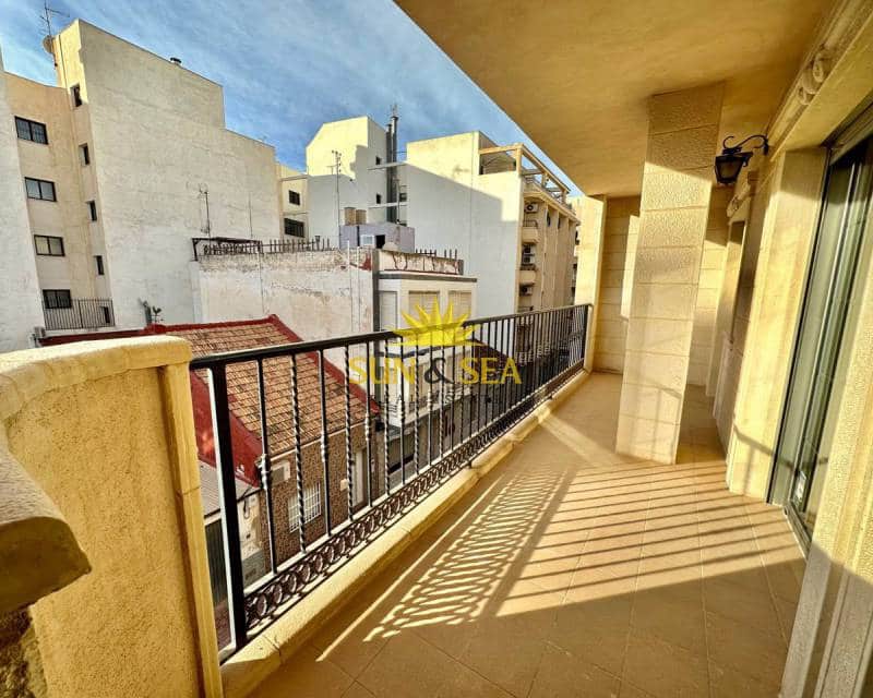 4 sypialnia Apartament do wynajęcia w Torrevieja - 1 300 € (Ref: 7203736)