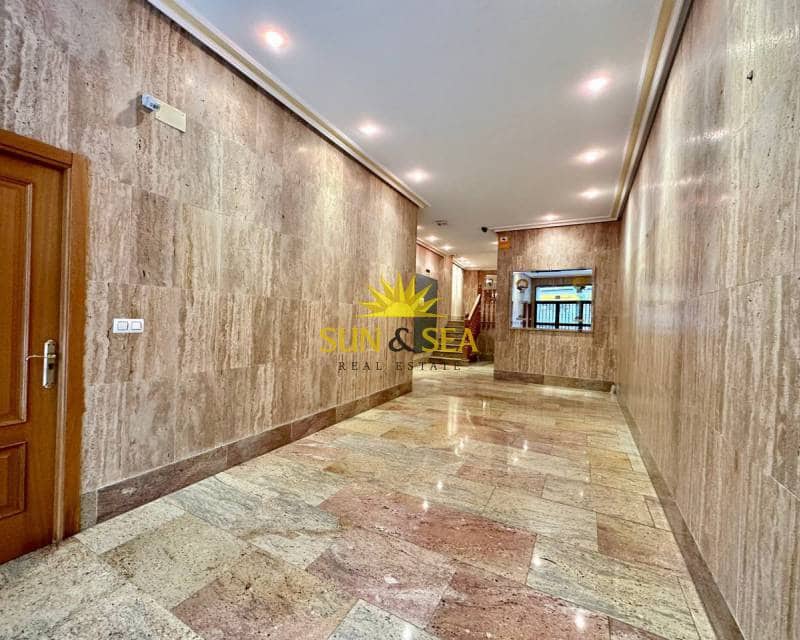 4 sypialnia Apartament do wynajęcia w Torrevieja - 1 300 € (Ref: 7203736)