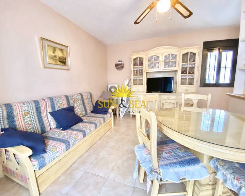 1 sovrum Lägenhet att hyra i Playa Flamenca med pool - 650 € (Ref: 7244643)