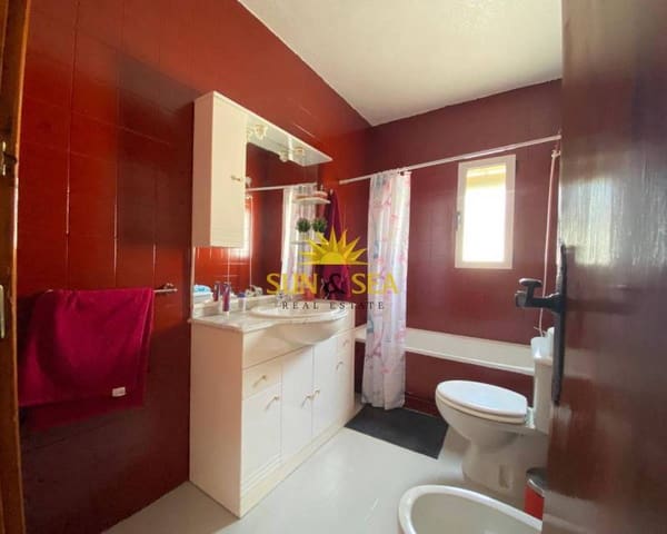 Chalet de 4 habitaciones en Los Balcones - Los Altos, Torrevieja en alquiler con piscina garaje - 2.100 € (Ref: 7264265)