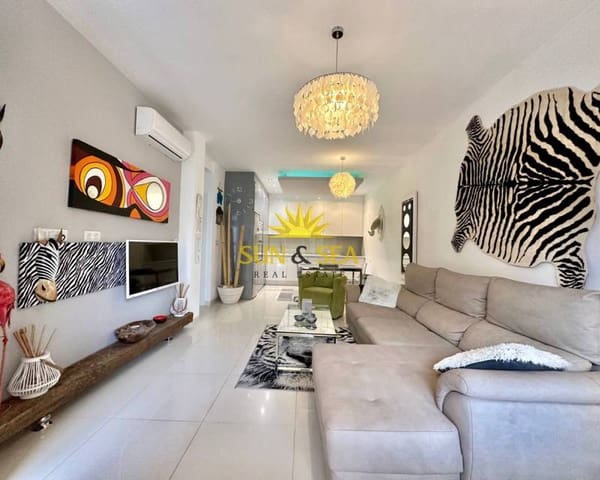 2 bedroom Townhouse for rent in Torre de la Horadada, Pilar de la Horadada with pool - € 1,000 (Ref: 7274788)