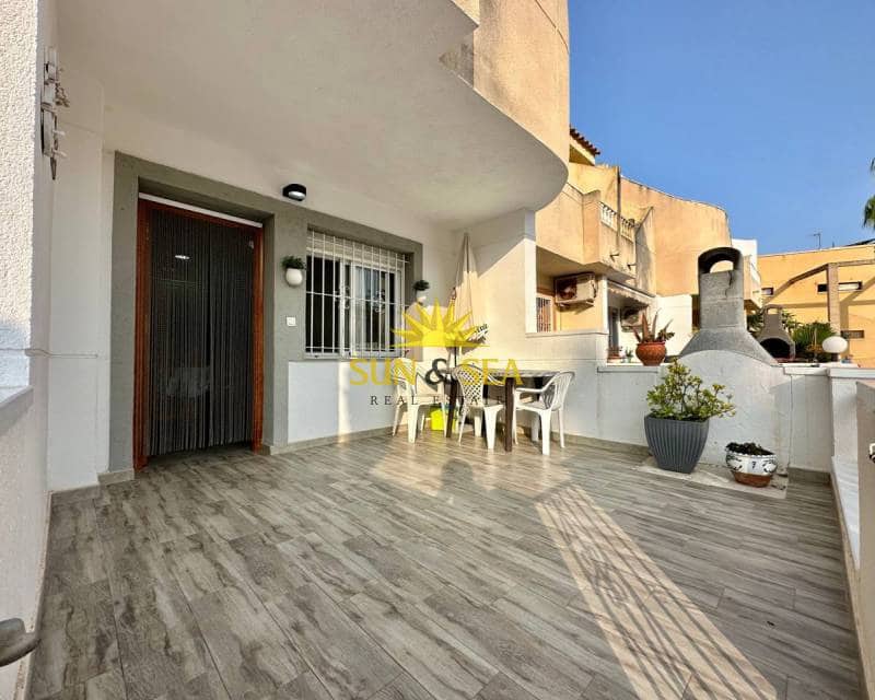 2 bedroom Townhouse for holiday rental in Guardamar del Segura with pool garage - € 650 (Ref: 7311577)