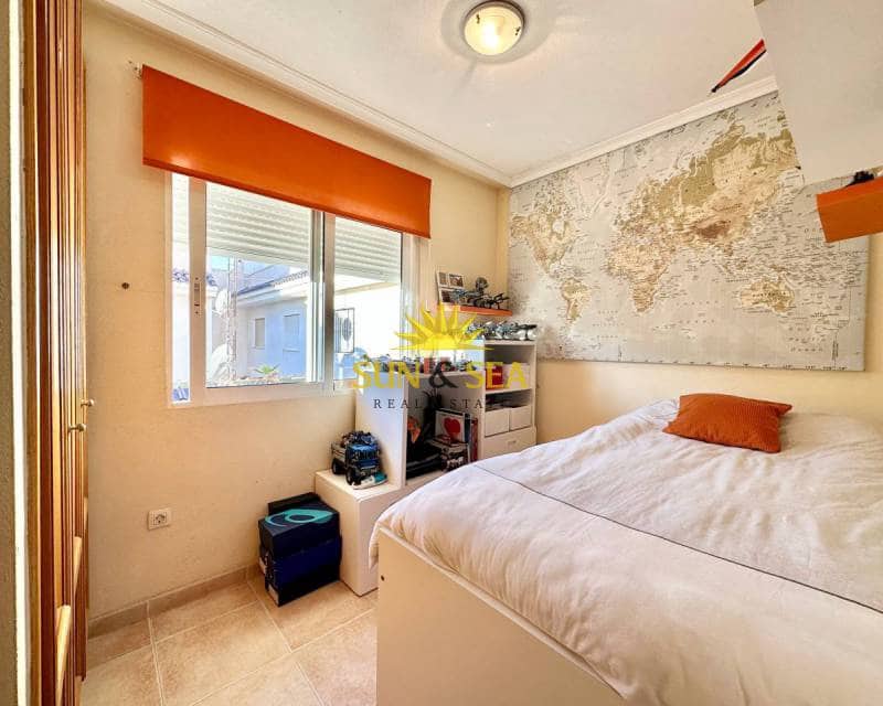 2 quarto Apartamento para venda em Torrevieja com piscina - 174 900 € (Ref: 7372633)