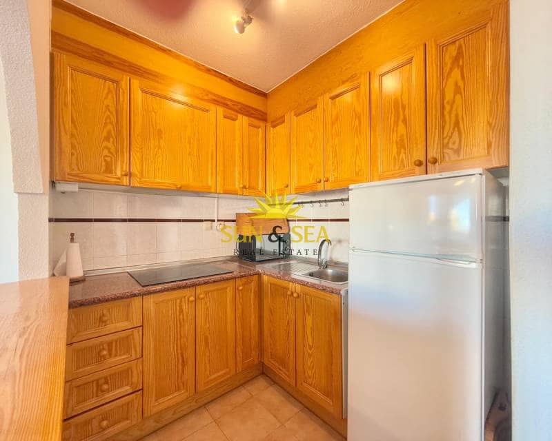 Apartamento de 2 habitaciones en Cabo Cervera en alquiler con piscina garaje - 850 € (Ref: 7425325)