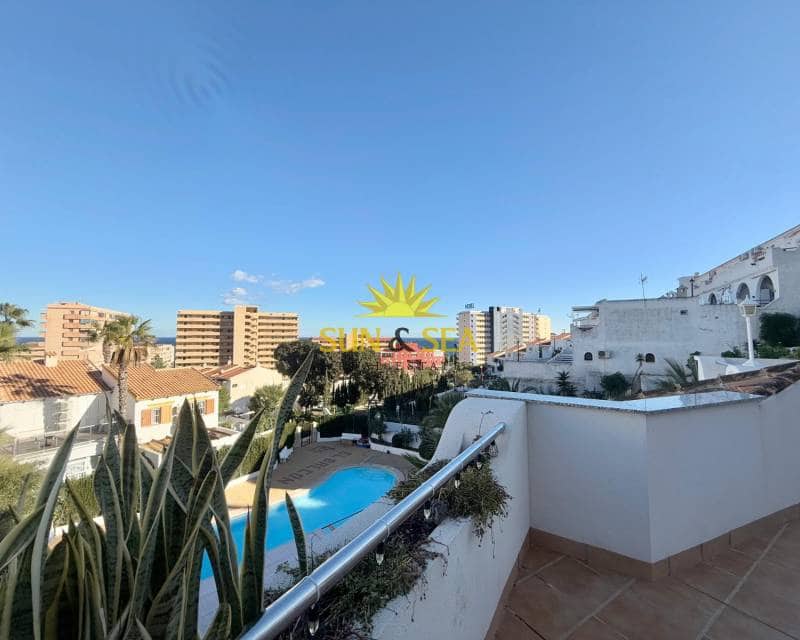 Apartamento de 2 habitaciones en Cabo Cervera en alquiler con piscina garaje - 850 € (Ref: 7425325)