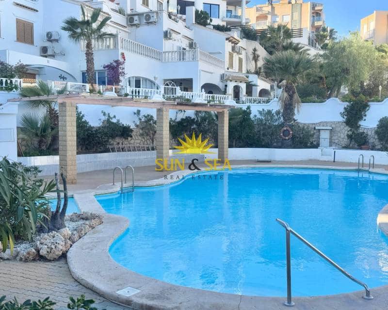 Apartamento de 2 habitaciones en Cabo Cervera en alquiler con piscina garaje - 850 € (Ref: 7425325)